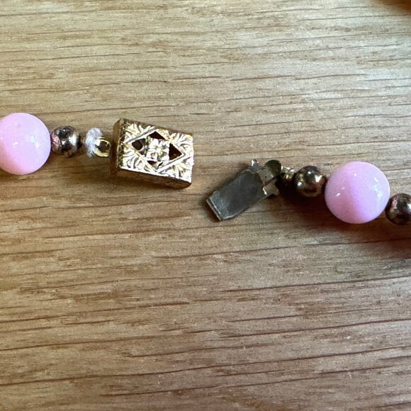Vintage Beaded Necklace, Rope Length, Box Clasp, Pink & Gold Tone - Picture 13 of 15